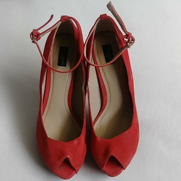 ZARA red suede peep toe Heels - Picture 2 of 11